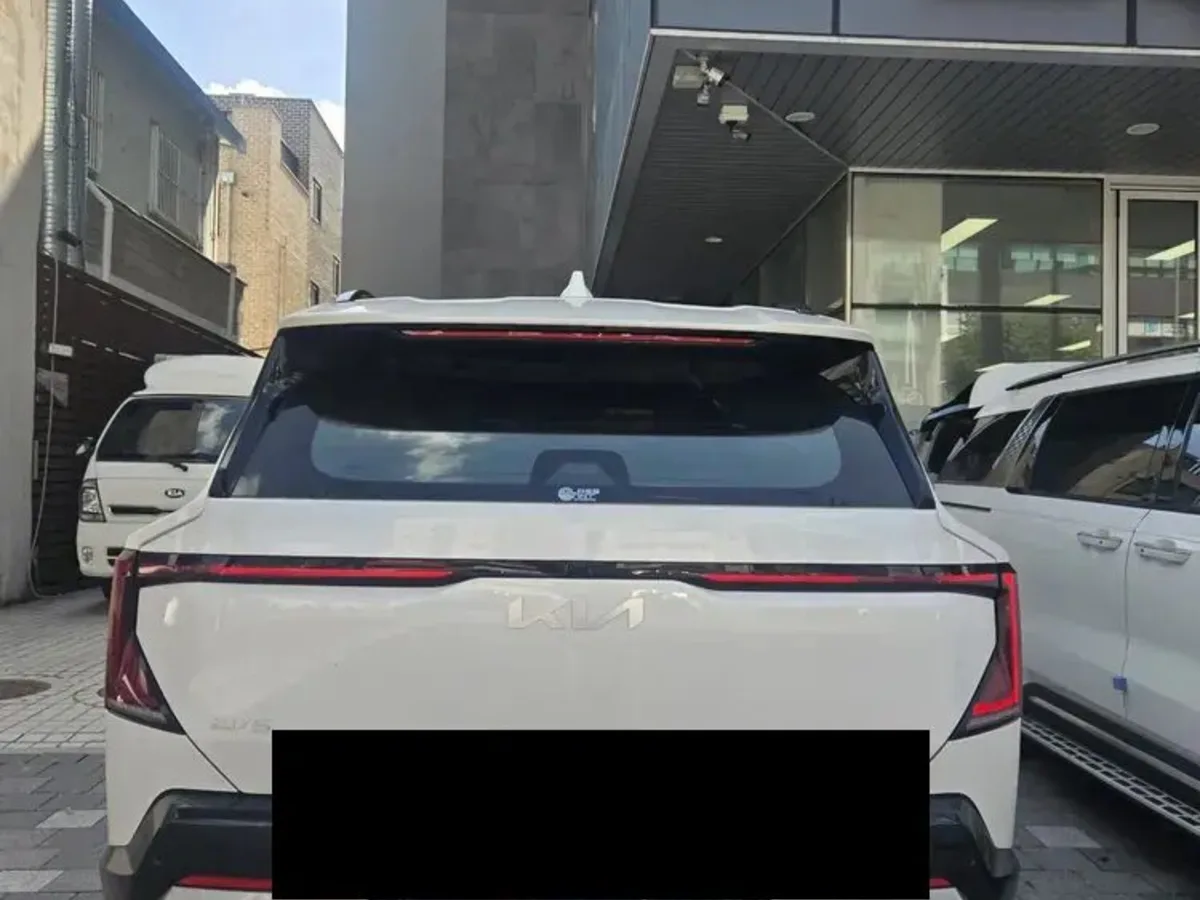 셀토스 차량 전면 각도컷